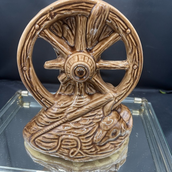 hull Other - Vintage Hull Brown Ceramic Broken Wagon Wheel Art Piece